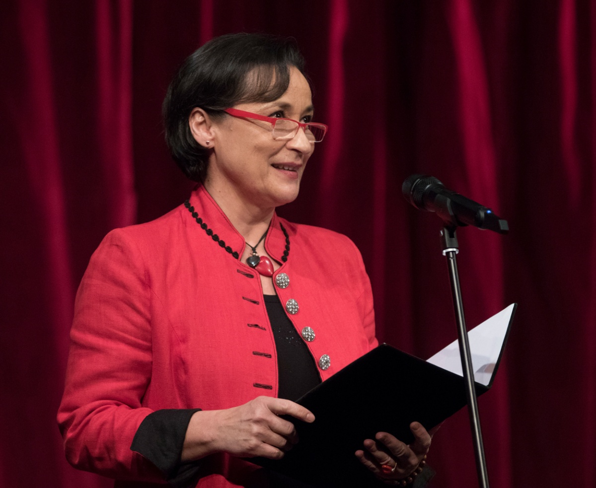Ráckevei Anna