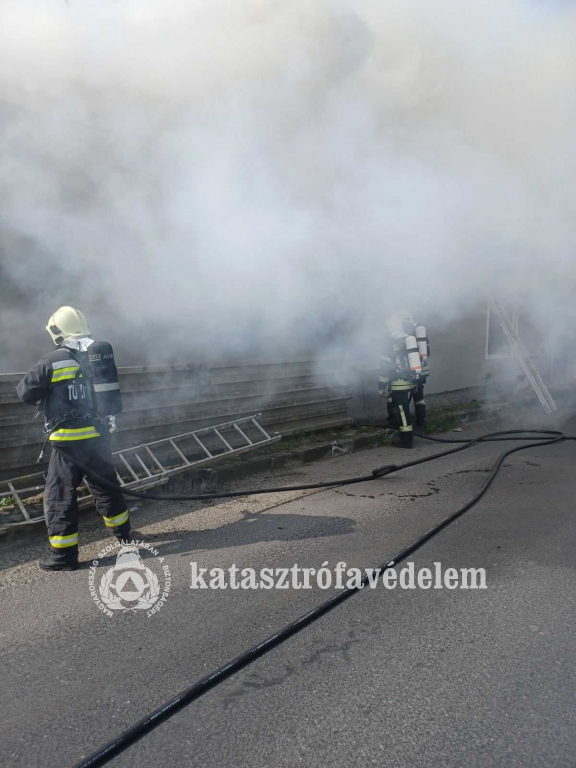 családi ház égett Üllőn