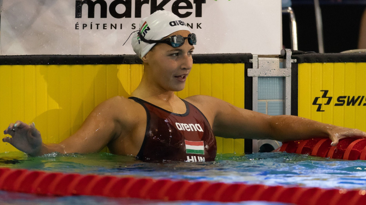 Pádár Nikolett Szeged úszó