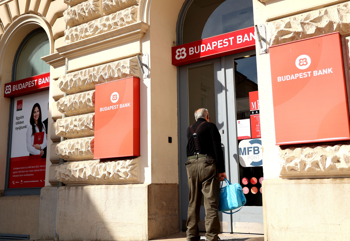 bank, Budapest bank, kamat, pénz, hitel