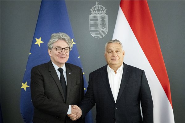 Orbán Viktor és Thierry Breton