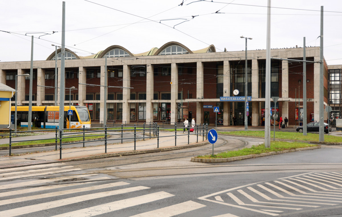 Debrecen, MÁV, vasútállomás