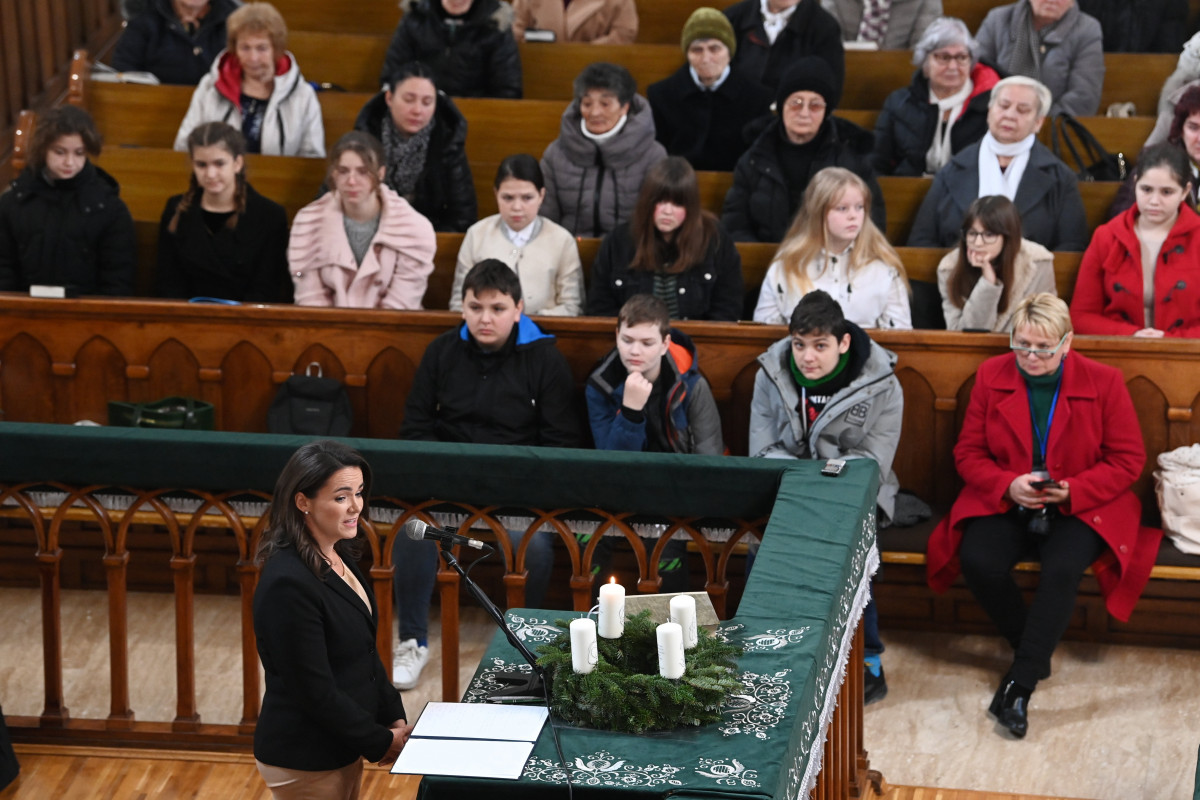 Novák Katalin Kárpátalján