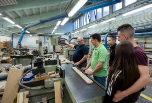 Szakmunkások szakképzése