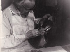 Ifjabb Tanczer G. György debreceni hegedűkészítő