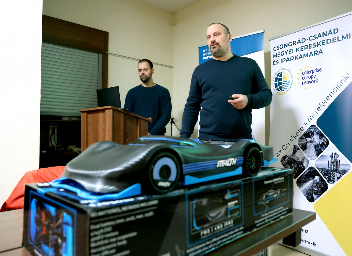 Hódmezővásárhely, modellautó, Mammuth Works, vállalkozás, kamara