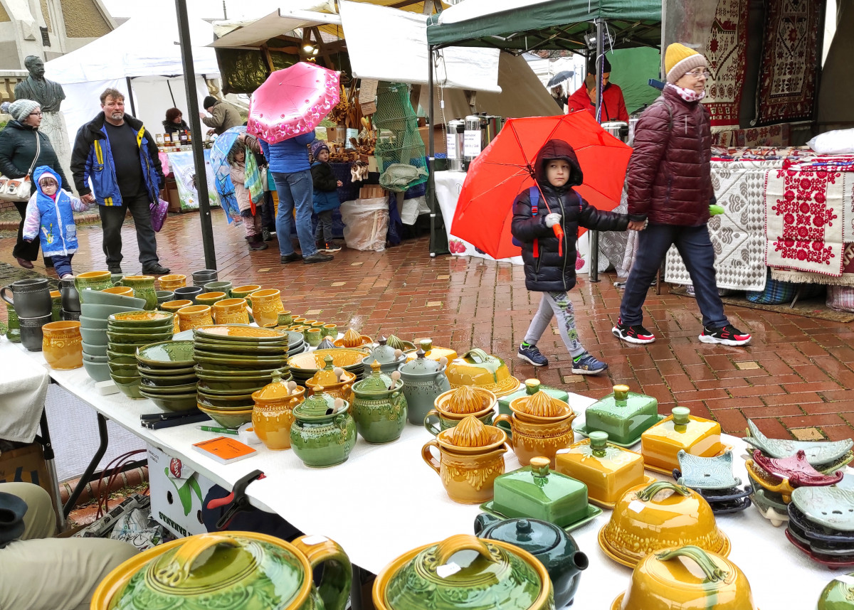 Szeged, Télbúcsúztató, Kézműves Vásár, Szent István tér