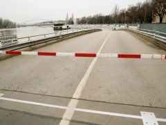 Szeged, Huszár Mátyás rakpart, rakpart, lezárás, Tisza, vízállás, árad, áradás