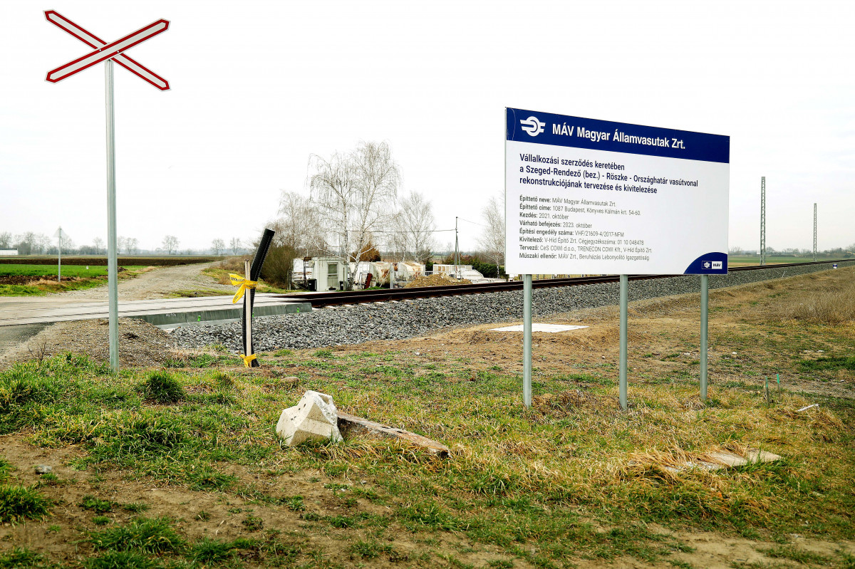 Szeged, Szabadka, vasút, vonat, sín, peron, közlekedés, utazás, Szentmihálytelek