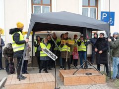 Mikepércsi anyukák tüntetés