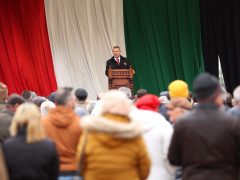 Szeged, március 15., Klauzál tér, megemlékezés, Botka László