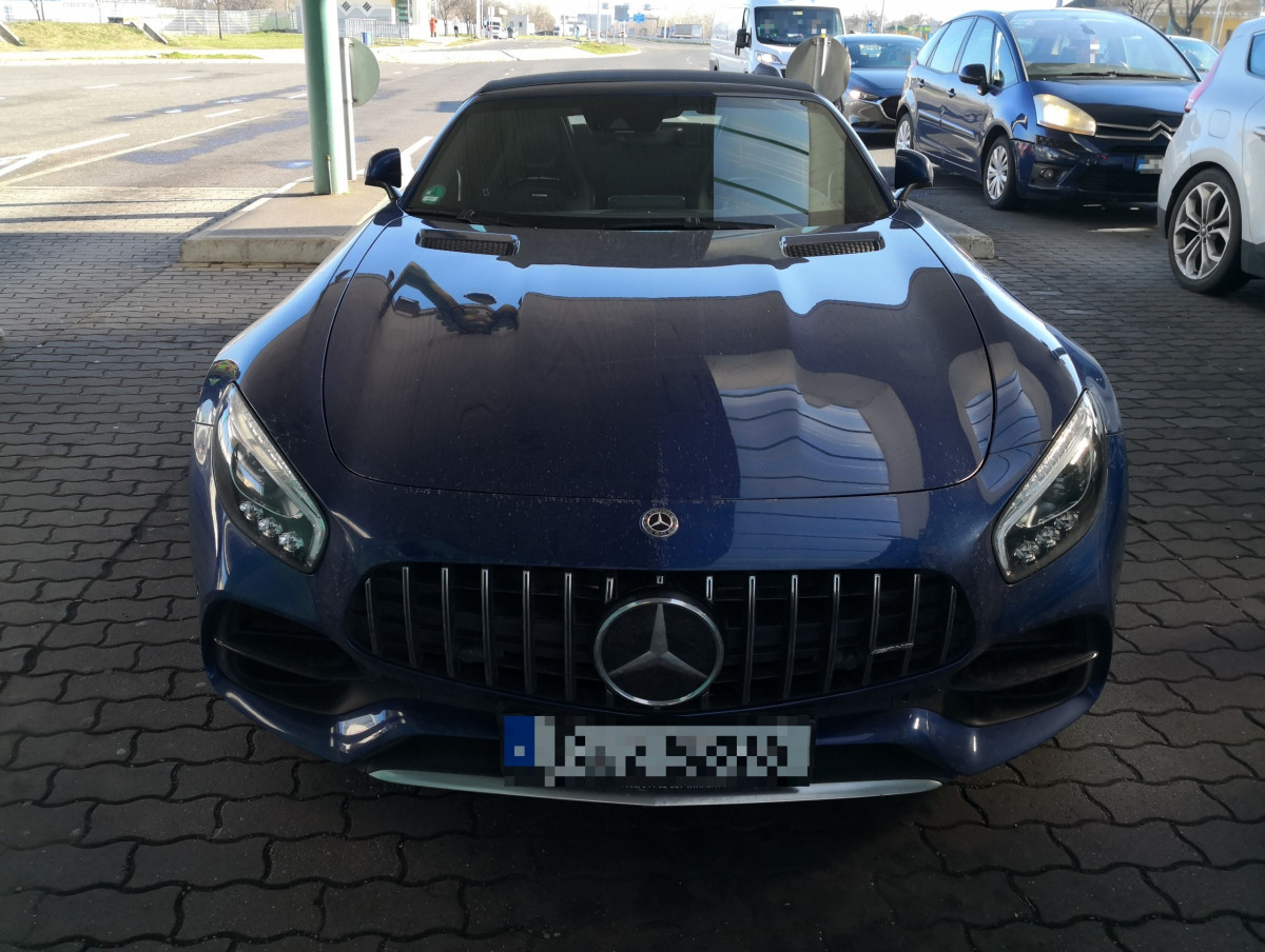 Körözött Mercedes