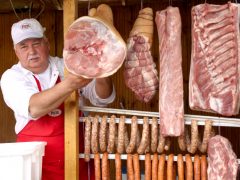 Szeged, Toros Pálinkafesztivál, hús, sonka, hentes,böllérverseny, kolbász, süt, rendezvény, Dóm tér