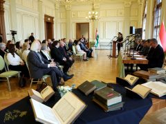 Szeged, Mecénás-díj, Altay Mehmet Gökbilgin, SZTE, egyetem, könyvadomány