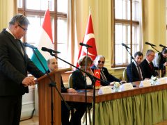 Szeged, Mecénás-díj, Altay Mehmet Gökbilgin, SZTE, egyetem, könyvadomány