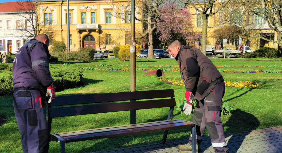 padok kihelyezése Nyíregyháza
