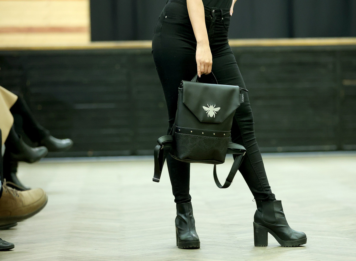 Szeged, Húsvéti Piac, Rézhárs bisztró, kézműves vásár, divatbemutató