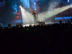 Nagyszabású koncertshowval tért vissza Debrecenbe