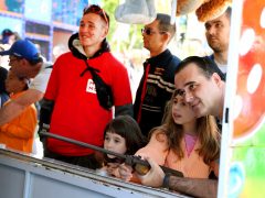 Szeged, majális, május 1., újszegedi liget, szórakozás