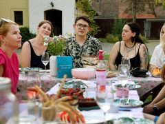 Szeged, Kovács Annabella, könyvklub, Kolostorkert, könyv, olvasás, piknik