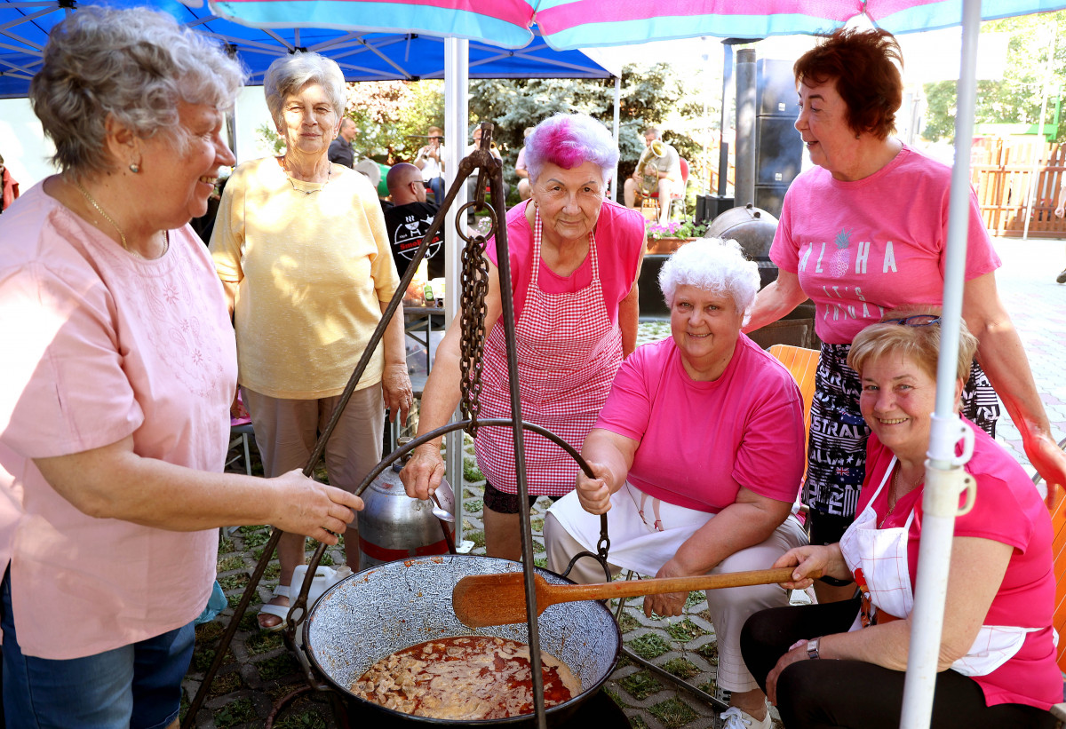 Szeged, Tápéi Tarhonyafesztivál, tarhonya, főzés, bogrács, hagyomány
