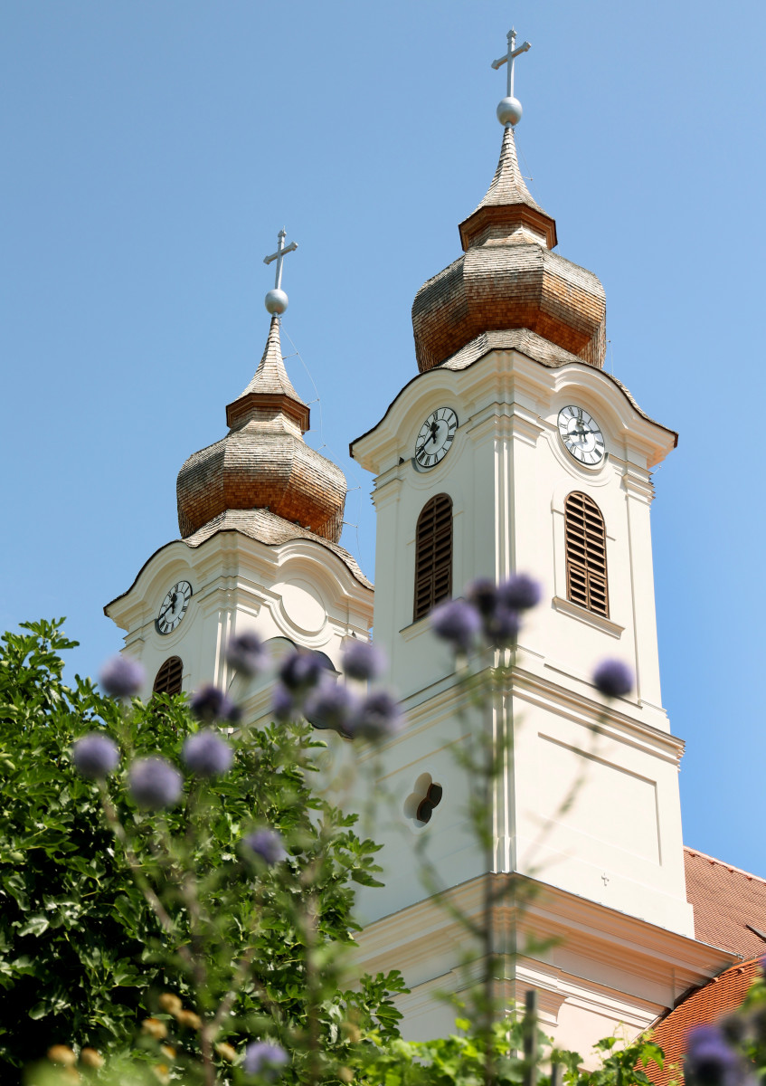 Tihany, tihanyi apátság, nyár, turizmus, látnivaló, Balaton