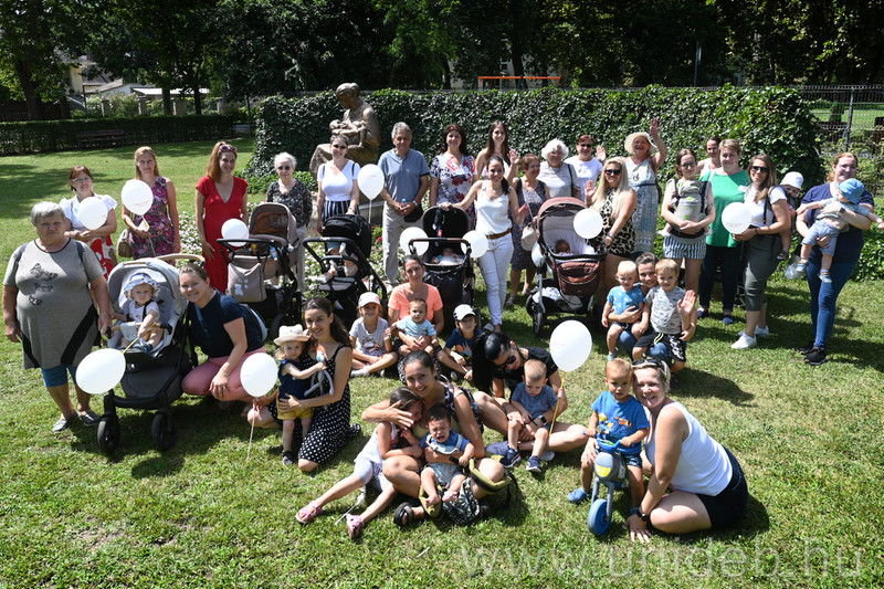 Szoptatás hete Debrecenben