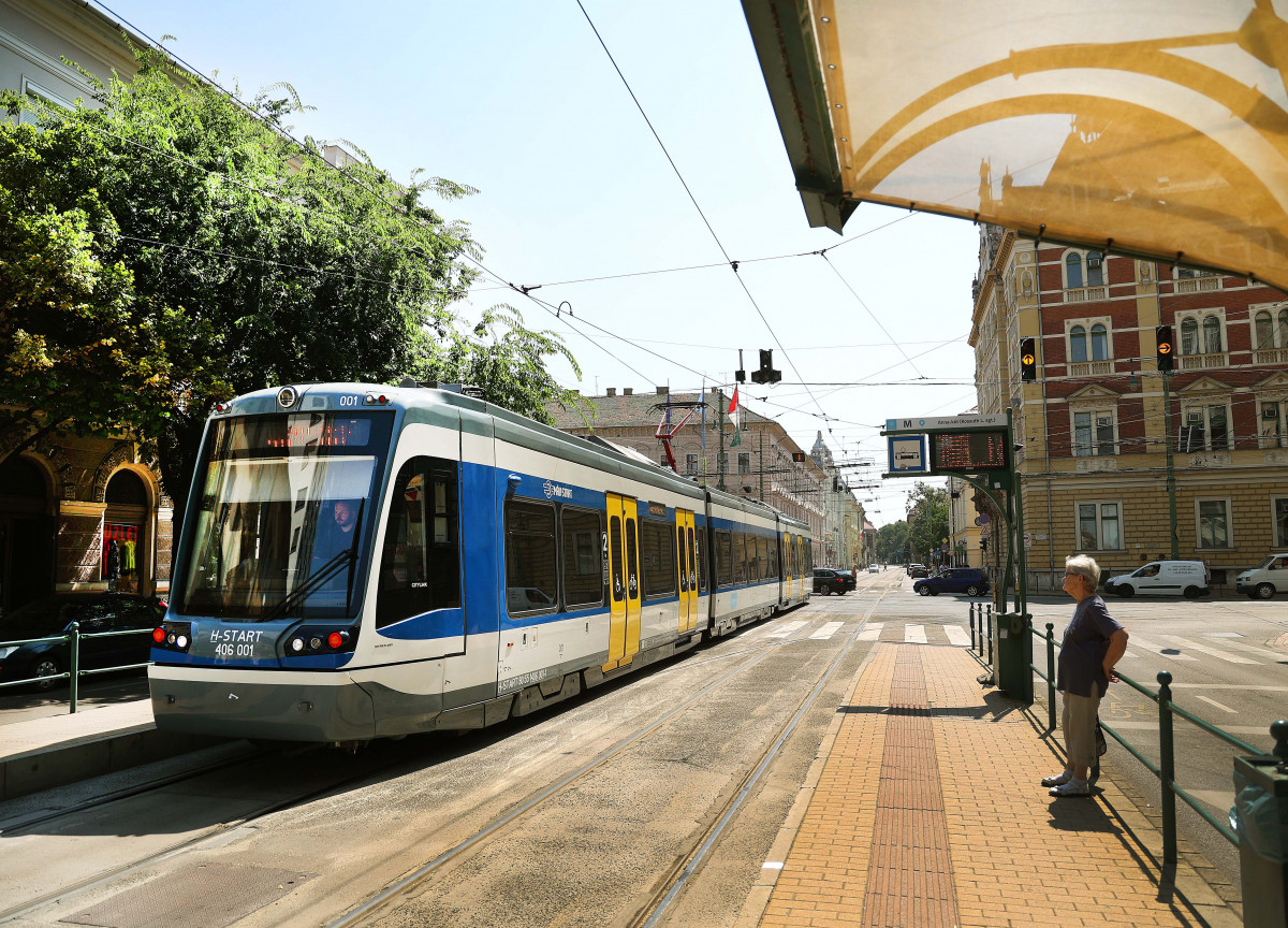 Szeged, vágányzár, villamos, vasútvillamos, Tram train, Kossuth Lajos sgt., Széchenyi tér, MÁV, közlekedés, tömegközlekedés, utazás