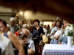 Szeged, Havas Boldogasszony búcsú, alsóvárosi ferences plébánia, alsóvárosi Havas Boldogasszony templom, templom, vallás, egyház, búcsú, mise