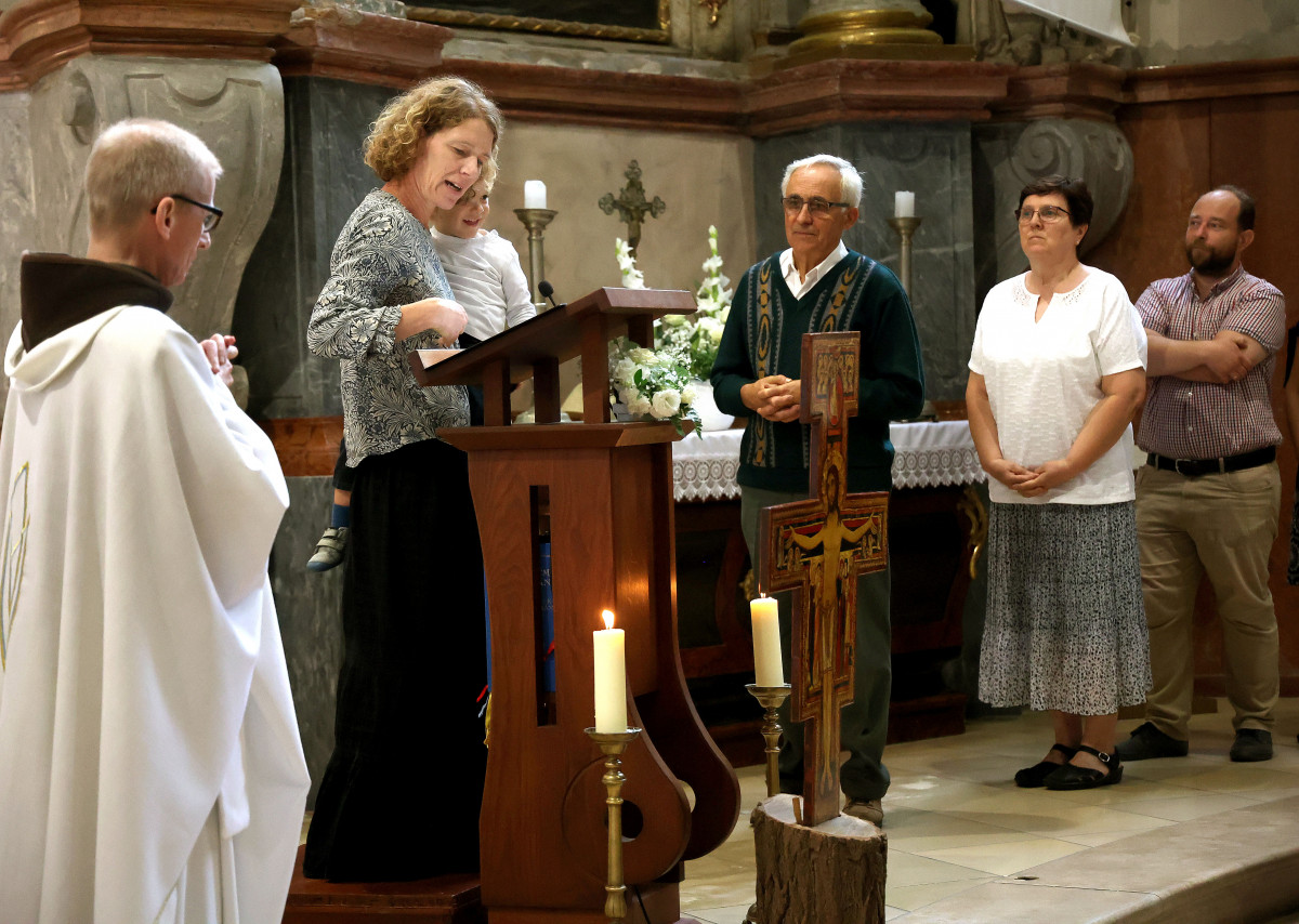 Szeged, Havas Boldogasszony búcsú, alsóvárosi ferences plébánia, alsóvárosi Havas Boldogasszony templom, templom, vallás, egyház, búcsú, mise