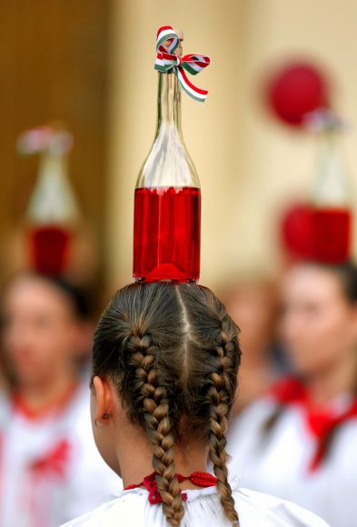 Szeged, szüreti felvonulás, Dóm tér, Bor Tér, ősz, borfesztivál, bor, turizmus