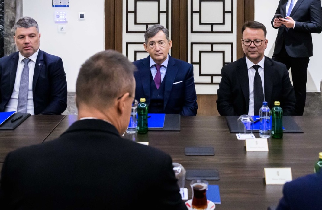 Mészáros Lőrinc Gülermak csoport V-Híd