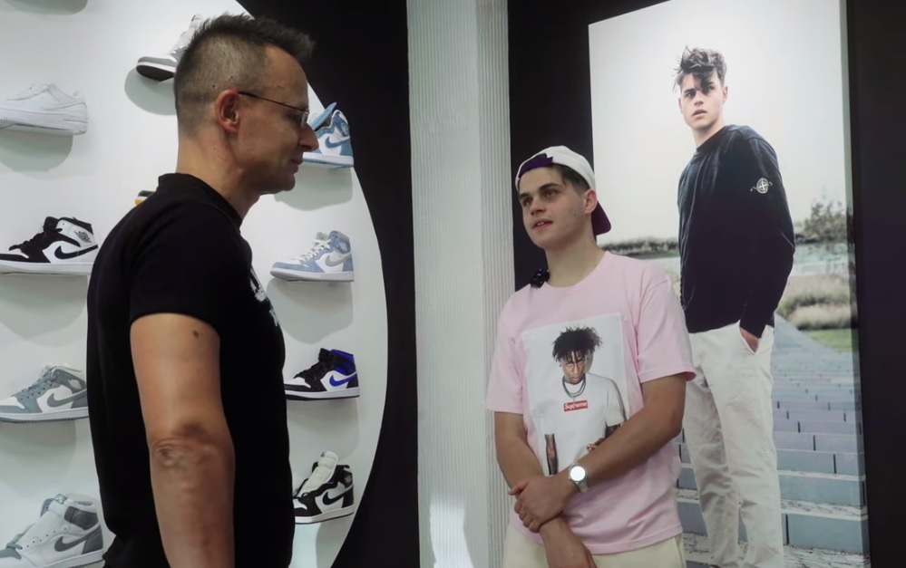 Szijjártó Dzsudzsák Balázs kicks