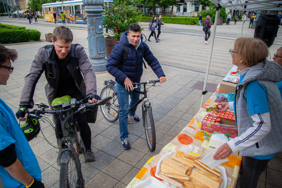 Bringás reggeli Debrecen
