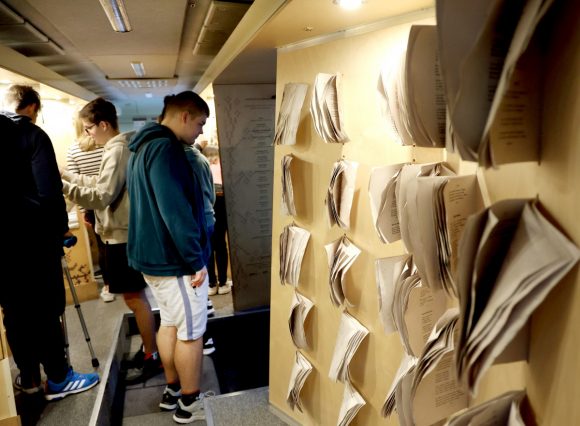 Szeged, Somogyi könyvtár, Petőfi busz, vándorkiállítás, Petőfi Sándor, évforduló, irodalom, oktatás