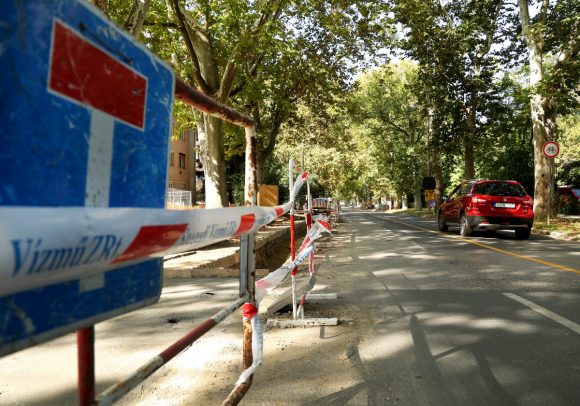 Szeged, Vízmű, ivóvízhálózat, rekonstrukció Fő fasor, lezárás, felújítás, busz, forgalom