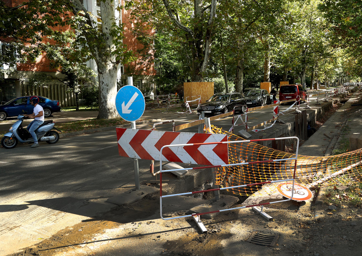 Szeged, Vízmű, ivóvízhálózat, rekonstrukció Fő fasor, lezárás, felújítás, busz, forgalom