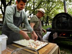 Szeged, V. Szent Ferenc jótékonysági főzés, főzés, adomány, jótékonyság, Mátyás tér