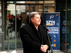 Szeged, SZTE, Szent-Györgyi Albert Gyermekgyógyászati Klinika és Gyermekegészségügyi Központ, Gyermek- és Ifjúságpszichiátriai Osztály, új épület, klinika, átadás, gyermekklinika