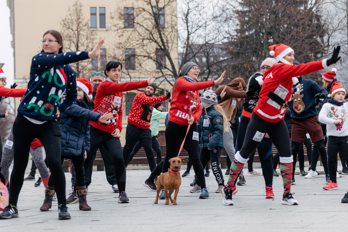 Ronda pulcsis futás Debrecenben