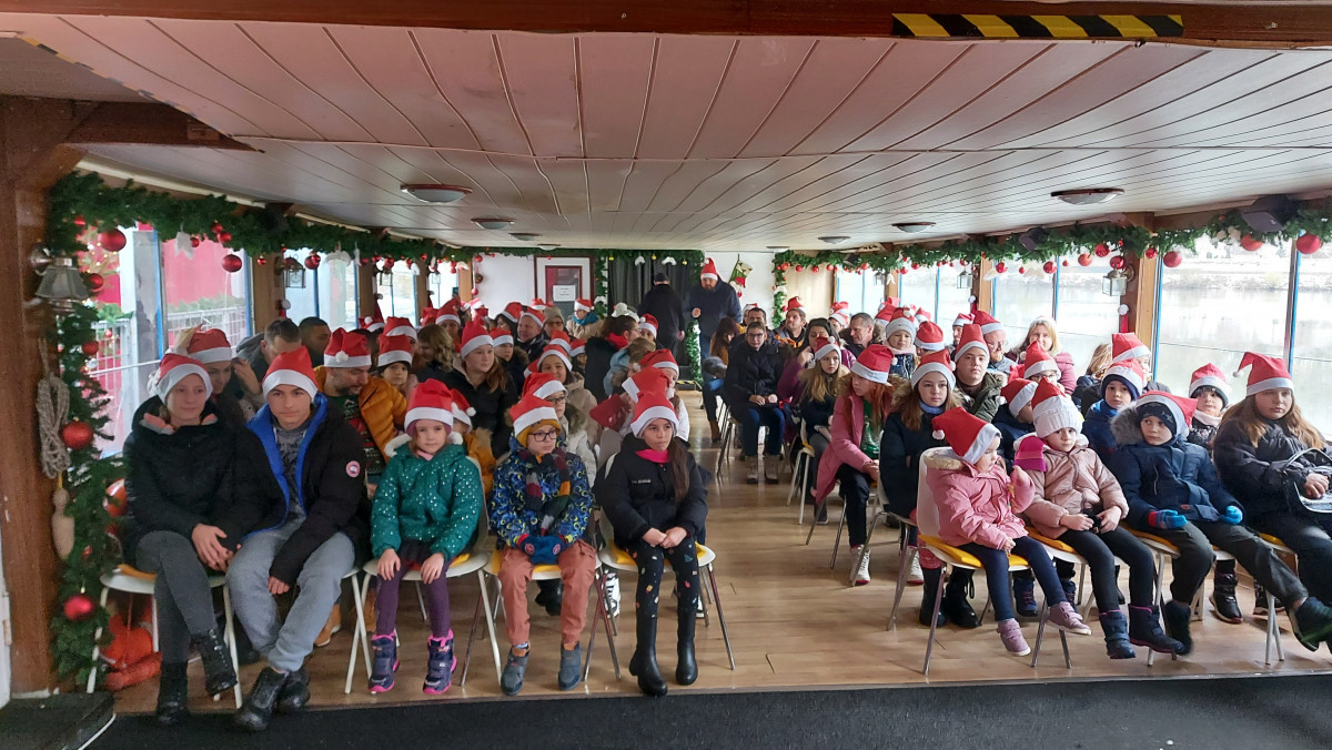 Kosztyusok élményhajózás