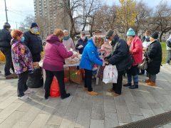 Karácsonyi ételosztás Debrecenben