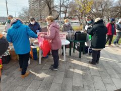 Karácsonyi ételosztás Debrecenben