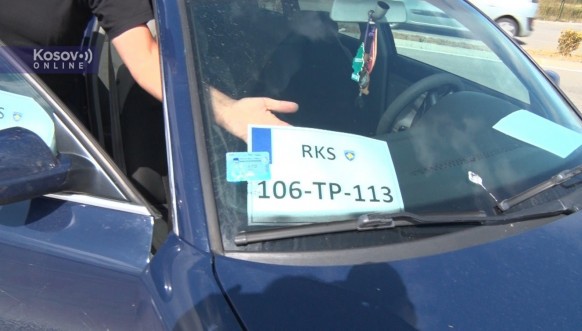 Elismerik Szerbiában a koszovói rendszámokat.