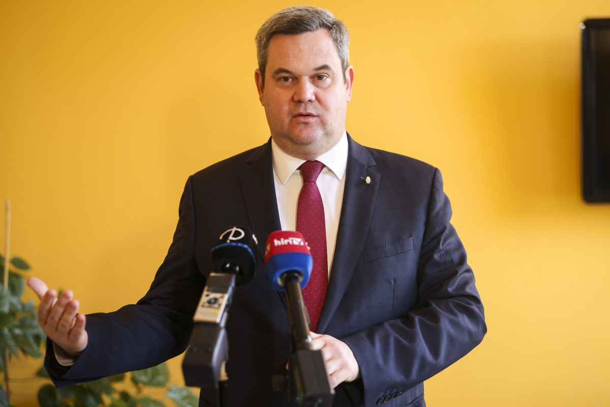 Takács Péter
