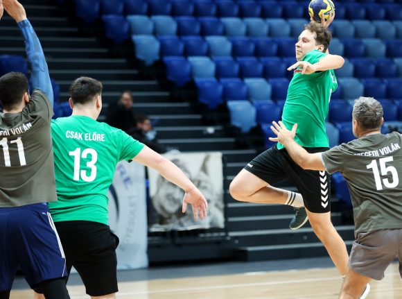Szeged, VI. Mézi kupa, Mézes Sándor, kézilabda, emléktorna, Pick Aréna