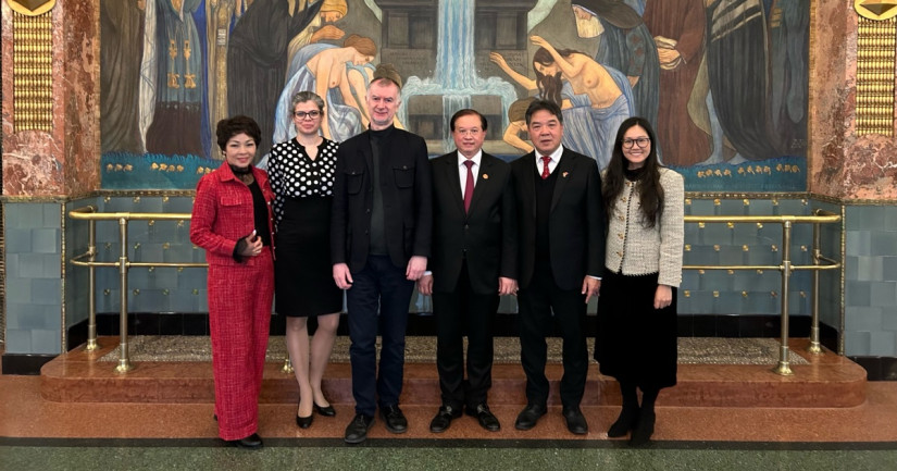 Vietnámi delegációval tárgyalt a Zeneakadémia rektorhelyettese