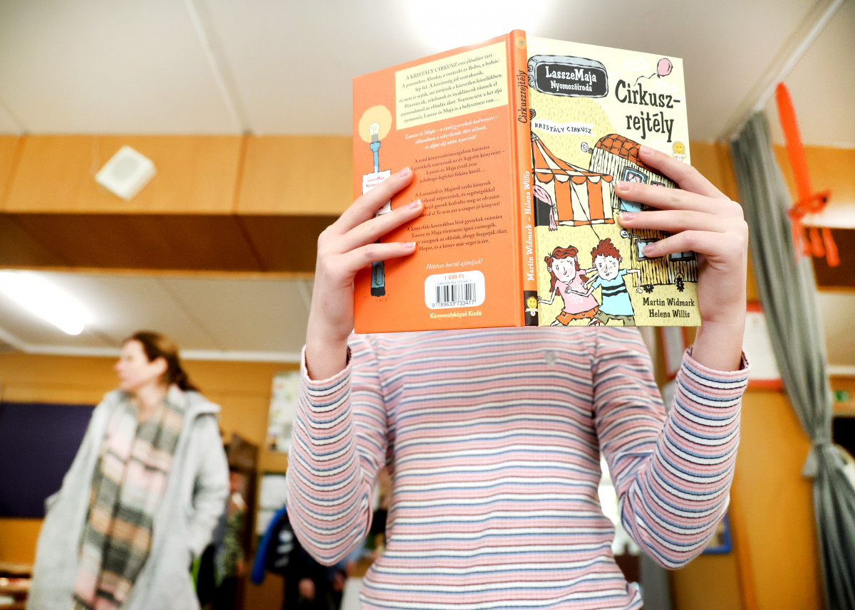 Szeged, Nemzetközi Könyvajándékozás Napja, Tabán Iskola, iskola, oktatás, könyv, olvasás