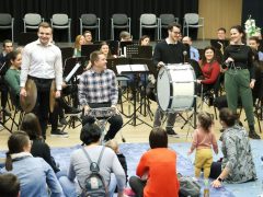 Szeged, játékos hangszerbemutató, Fricsay Ferenc Városi Fúvószenekar, Gyimóthi Zoltán, Agóra