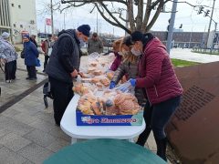 Ételosztás Debrecenben